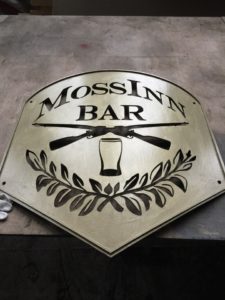 внешняя вывеска для Mossinn bar